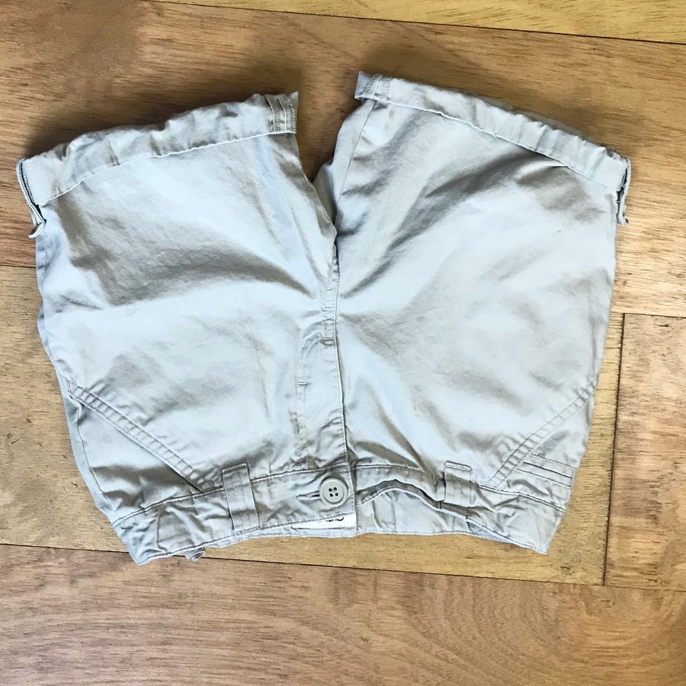 Girl’s khaki shorts, size 10-12